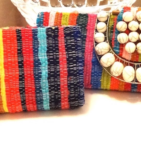WOVEN FABRIC CLUTCH WITH BEADED CLASP - Picture 7 of 11